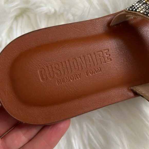 NWOB ~ CUSHIONAIRE VIENNA RHINESTONE MEMORY FOAM SANDALS SZ 9 - Picture 4 of 12